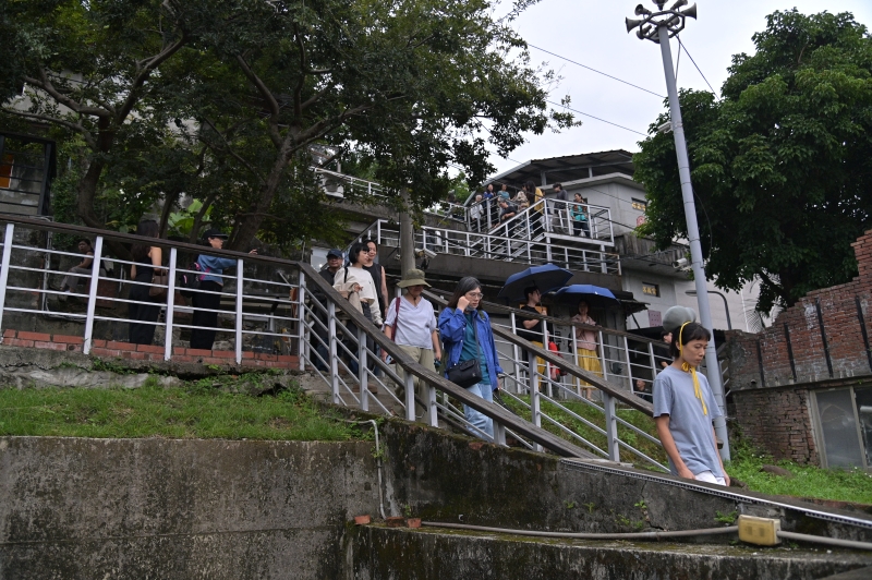 跟著水往低處流吧! ｜天團｜國藝會補助成果檔案庫